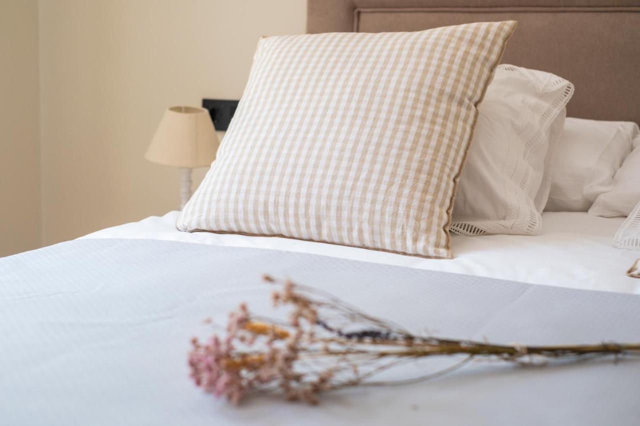Apartamentos La Zagalilla مالقة المظهر الخارجي الصورة