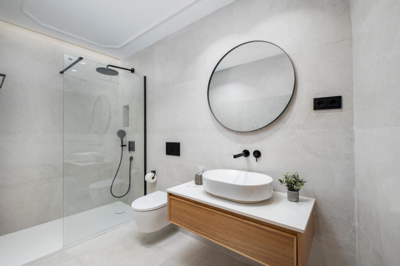 Apartamentos La Zagalilla مالقة المظهر الخارجي الصورة
